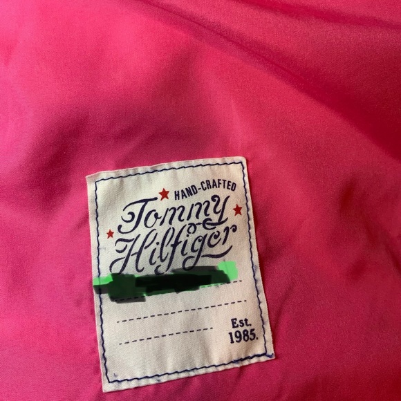 Tommy Hilfiger girls pink puffer jacket size 5 - Picture 6 of 7